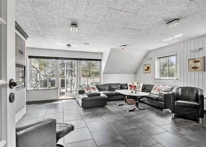 Bv185-blavand-degnevangen-5 بيت للعطل *